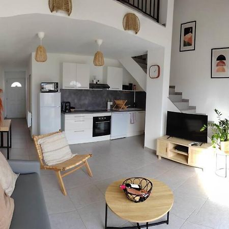 Апартаменты Chez Roberto/Jardin/Parking Фос-сюр-Мер Экстерьер фото