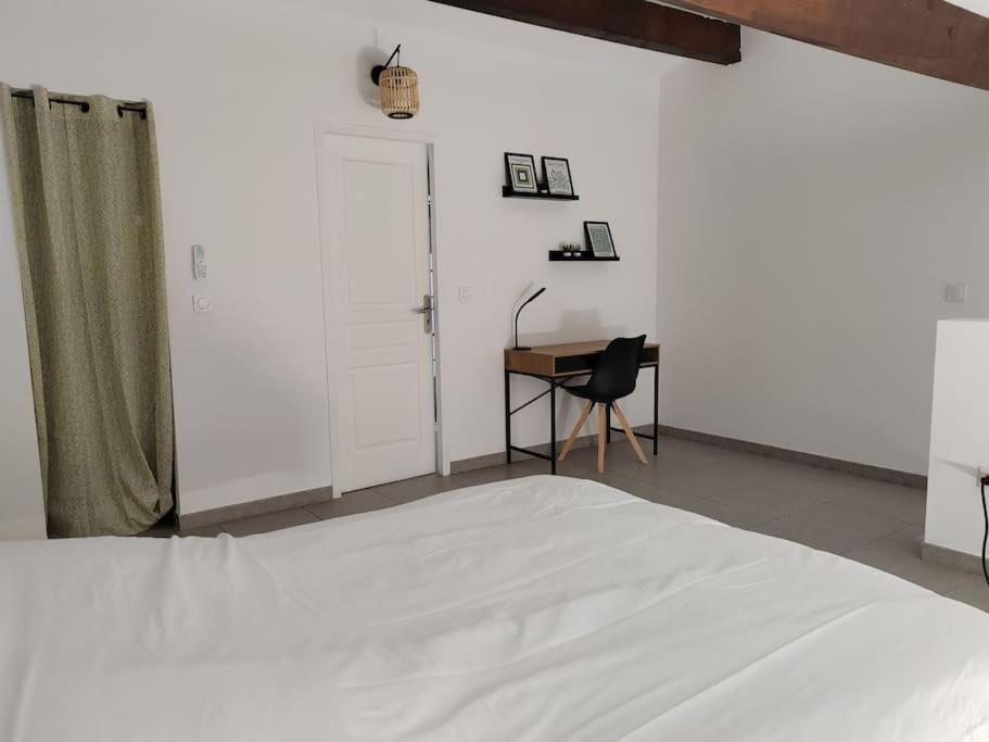 Апартаменты Chez Roberto/Jardin/Parking Фос-сюр-Мер Экстерьер фото
