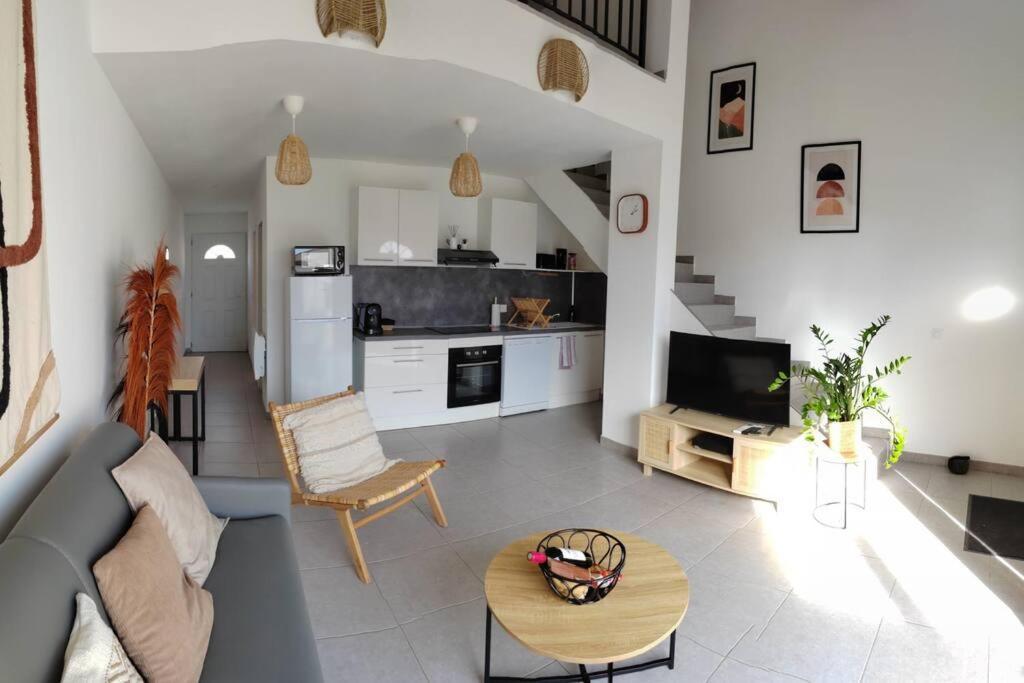Апартаменты Chez Roberto/Jardin/Parking Фос-сюр-Мер Экстерьер фото