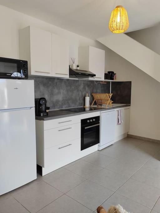Апартаменты Chez Roberto/Jardin/Parking Фос-сюр-Мер Экстерьер фото